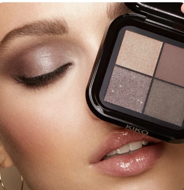 Bright Quartet Eyeshadow Palette - Image 3