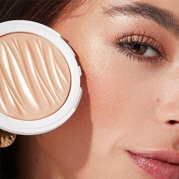 Iluminador Gleaming Waves  Kiko Milano Gold Reflections 6,5g - Image 5